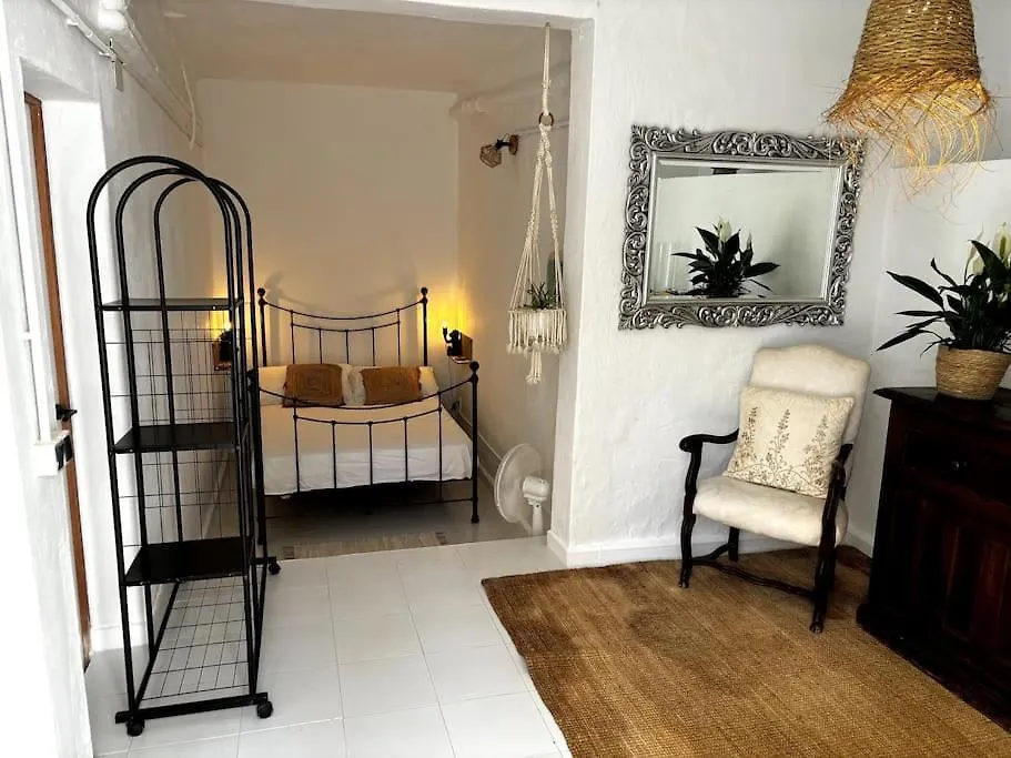 Studio In Jesus Nuestra Señora de Jesus